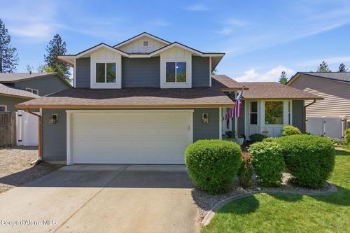5268 E Woodland Dr, Post Falls, ID, 83854-8700 | Card Image