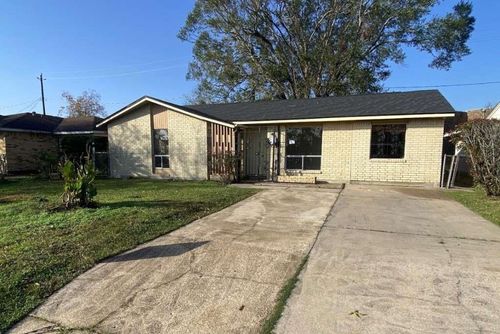 10818 Carlton Dr, Houston, TX, 77047-1002 | Card Image