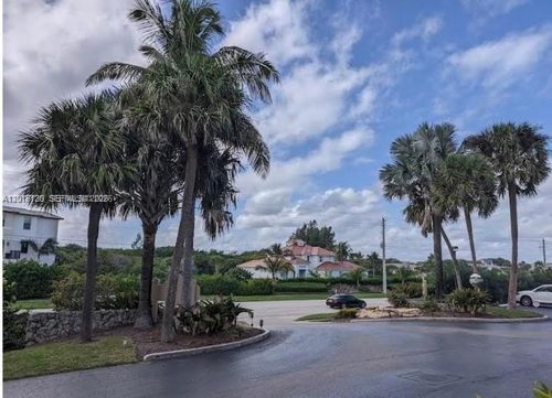 311-1357 Ne Ocean Blvd, Stuart, FL, 34996-1505 | Card Image