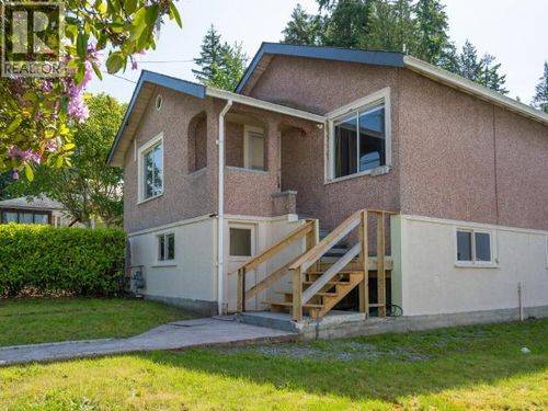 6812 Cranberry St, Powell River, BC, V8A3Z5 | Card Image