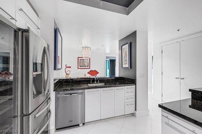 UNIT-3409 - 2700 Las Vegas Blvd S, Condo with 2 bedrooms, 3 bathrooms and null parking in Las Vegas NV | Image 22