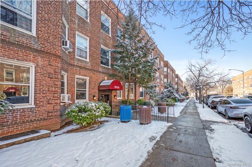 apt-3a-141-24 78th Rd, Kew Garden Hl, NY, 11367-3329 | Card Image