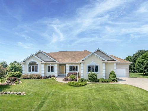 3114 Castleton Xing, Sun Prairie, WI, 53590-8800 | Card Image