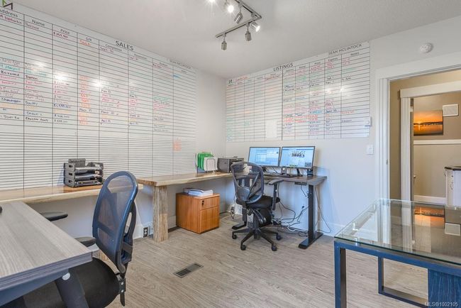 301 Franklyn St, Home with 0 bedrooms, 0 bathrooms and null parking in Nanaimo BC | Image 4