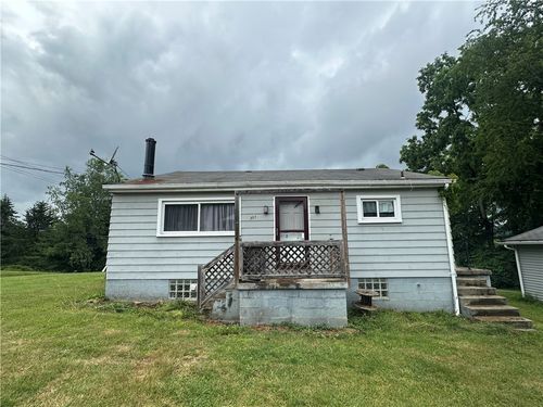 301 Armstrong Ave, Avonmore, PA, 15618-9729 | Card Image