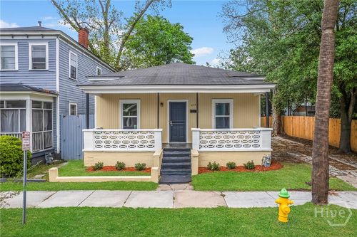 1126 E Waldburg St, savannah, GA, 31404-2032 | Card Image