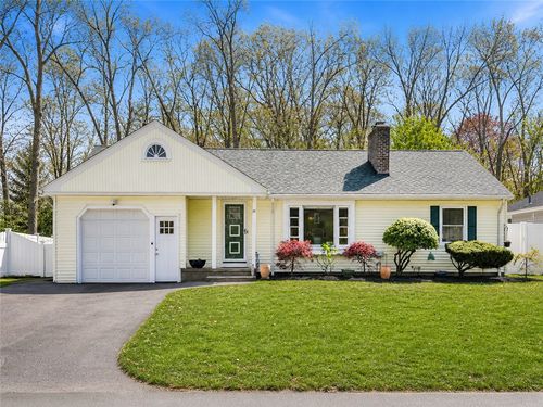 101 Shirley Dr, Cumberland, RI, 02864-5214 | Card Image
