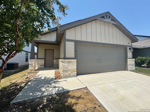 9927 Rancho Real Rd, San Antonio, TX, 78224-1819 | Card Image