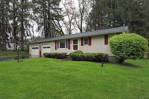 6118 Smith Rd, Syracuse, NY, 13212-2514 | Card Image