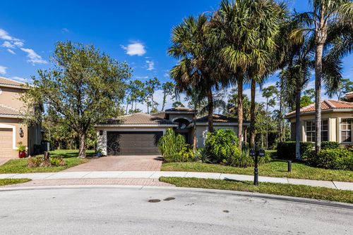 2446 Butterfly Palm Drive, NAPLES, FL, 34119 | Card Image