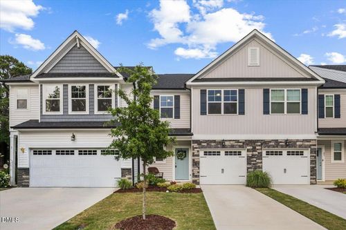 17 Village Edge Dr, Lillington, NC, 27546-5233 | Card Image