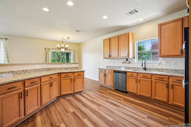 530 Mesa Loop, House other with 5 bedrooms, 3 bathrooms and null parking in San Antonio TX | Image 26
