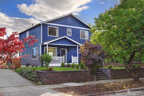 323 Ne 76th Street, Seattle, WA, 98115 | Card Image