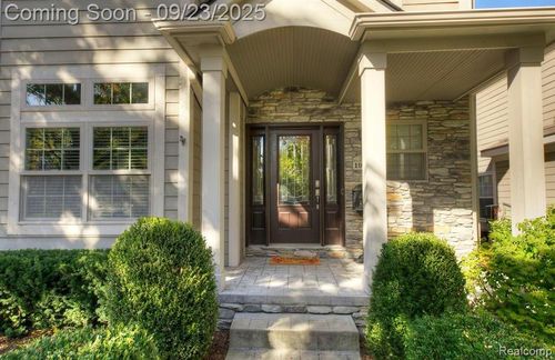 1971 Bowers St, Birmingham, MI, 48009-6888 | Card Image