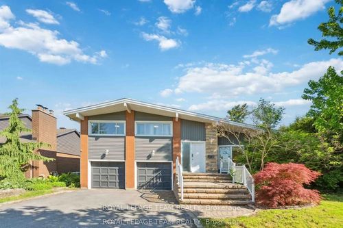 2353 Georgina Dr, Ottawa, ON, K2B7M6 | Card Image