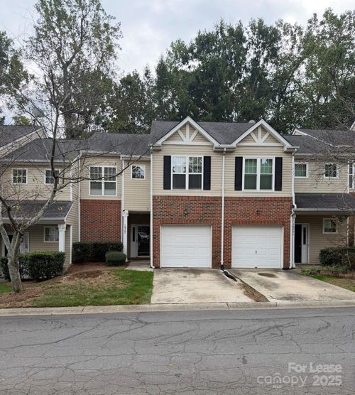 16767 Commons Creek Dr, Charlotte, NC, 28277-2073 | Card Image