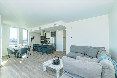 900-1628 Store St, Victoria, BC, V8W0H1 | Card Image