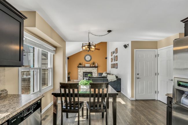 460 Sunnyside Ave, House other with 3 bedrooms, 3 bathrooms and 2 parking in Gurnee IL | Image 14