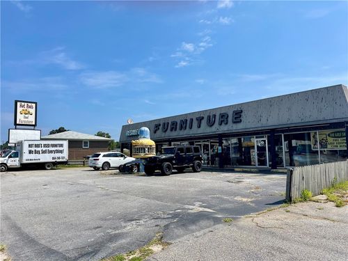 6340 White Horse Rd, Greenville, SC, 29611-3227 | Card Image