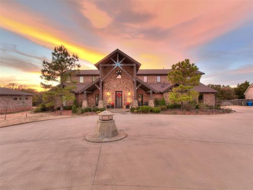 3317 N Coltrane Rd, Edmond, OK, 73034-8487 | Card Image