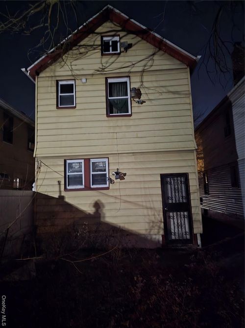 90 Francis Lewis Blvd, New York, NY, 11434 | Card Image