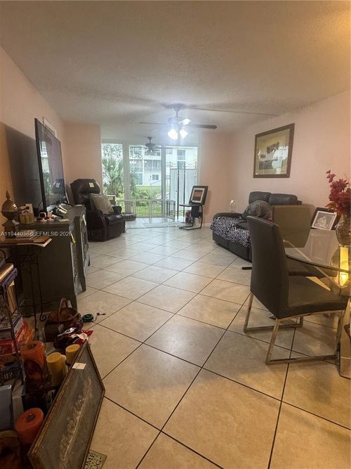 apt-109-8590 Sunrise Lakes Blvd, Sunrise, FL, 33322-1407 | Card Image