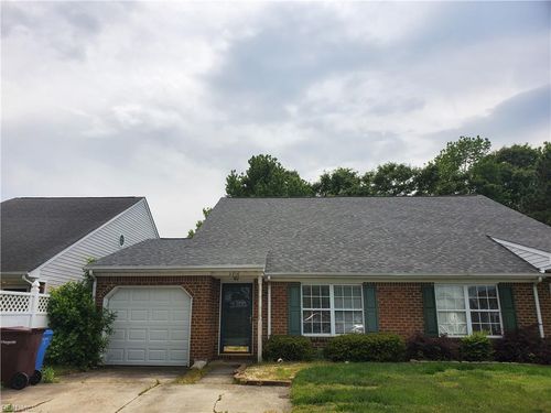 3816 Sir Francis Drake Dr, Chesapeake, VA, 23321-4019 | Card Image