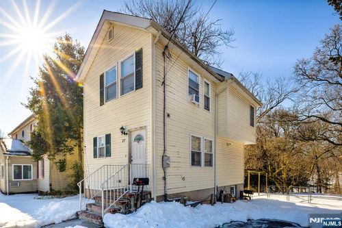 27 Newell Ave, New Brunswick, NJ, 08901-1513 | Card Image