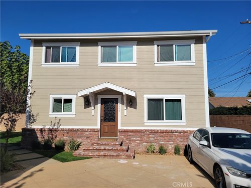 7702 Mason Ave, Winnetka, CA, 91306-2413 | Card Image