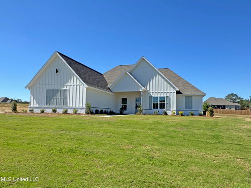 404 Lennon Ln, Brandon, MS, 39047-1102 | Card Image