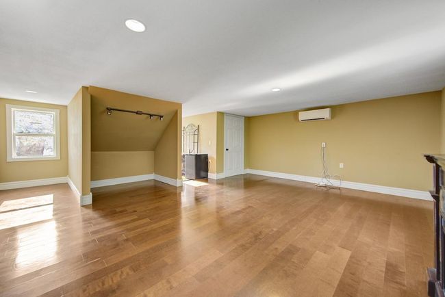 40 Apt studio.jpg | Image 56