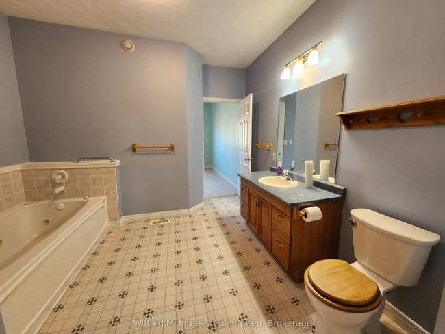 311 Martha St, House attached with 2 bedrooms, 2 bathrooms and 2 parking in Goderich ON | Image 8