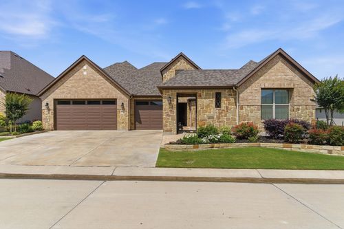 8704 Latite Ln, Denton, TX, 76207-1864 | Card Image