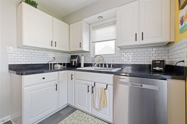 8306 Deerfield Dr, House other with 3 bedrooms, 2 bathrooms and null parking in Parma OH | Image 13