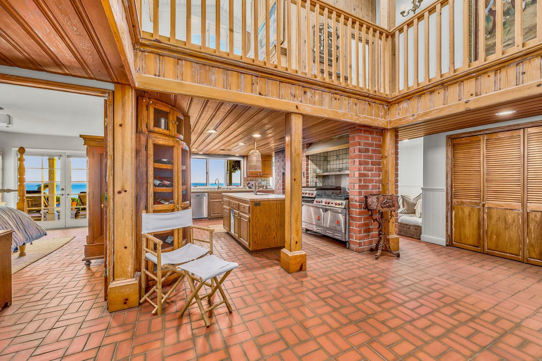 Residential Lease in SUMMERLAND 4