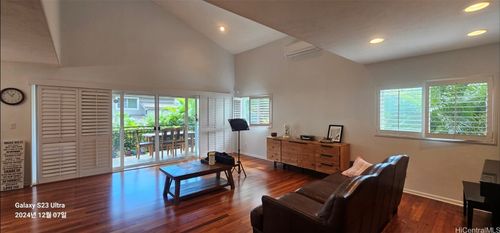 1911 Makiki St, Honolulu, HI, 96822-2033 | Card Image