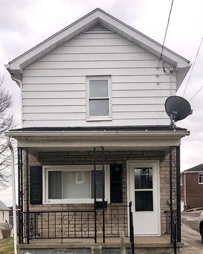 905 4th St, House other with 2 bedrooms, 1 bathrooms and 2 parking in Charleroi Boro PA | Image 2