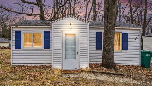 130 Burrill Dr, Prudenville, MI, 48651-9742 | Card Image