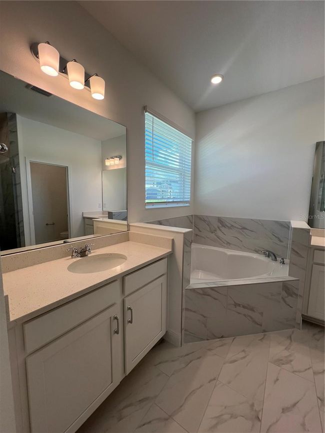 2137 Sunshine Peak Dr, House other with 4 bedrooms, 4 bathrooms and null parking in MINNEOLA FL | Image 20