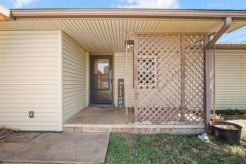 419 Elma, Okeene, OK, 73763-9383 | Card Image
