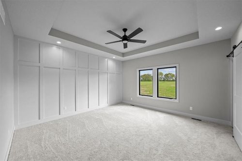 13511 Woodland Ranch Dr, Lone Jack, MO, 64086-5203 | Card Image