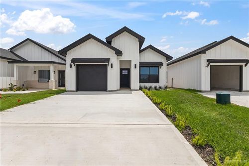 721 W 25th St, Mission, TX, 78574 | Card Image