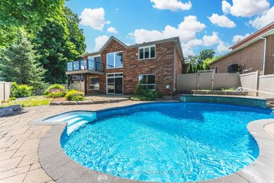 36 Glen Oak Crt, House other with 2 bedrooms, 3 bathrooms and 4 parking in Barrie ON | Image 2