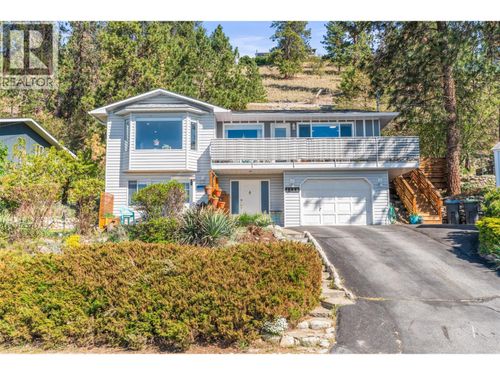 4138 4th Ave, Peachland, BC, V0H1X5 | Card Image