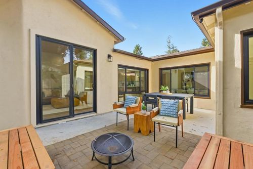 194 Oak Ct, Menlo Park, CA, 94025-2837 | Card Image