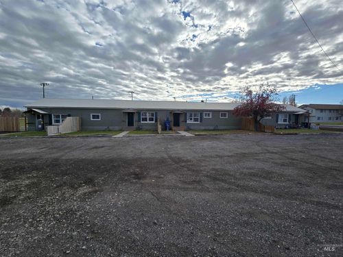 351 Lois St, Twin Falls, ID, 83301-7661 | Card Image