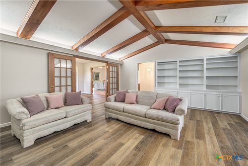 1226 E Us Highway 90, Flatonia, TX, 78941-2238 | Card Image