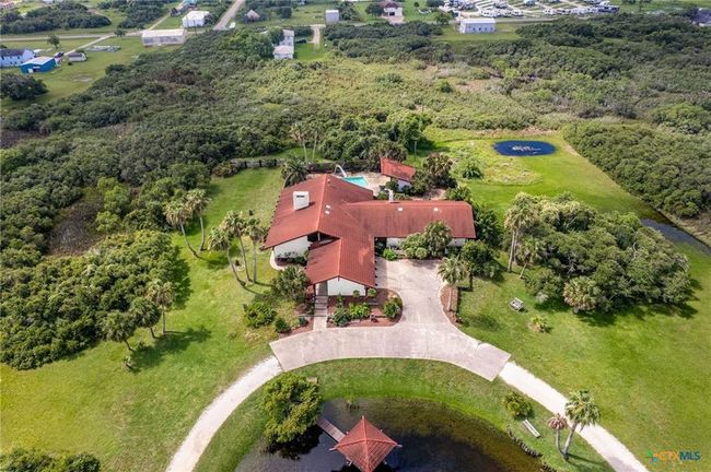 1809 W Harrison Ave, House other with 3 bedrooms, 4 bathrooms and 3 parking in Port O Connor TX | Image 7