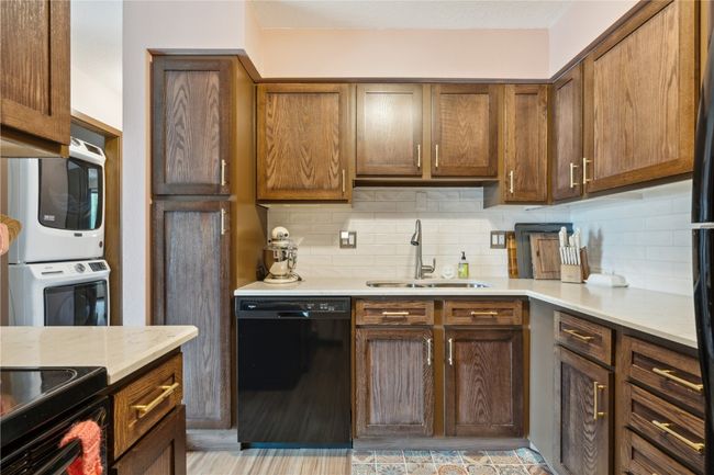 APT-14 - 1015 Woodland Heights Ct Se, Condo with 2 bedrooms, 1 bathrooms and null parking in Cedar Rapids IA | Image 7