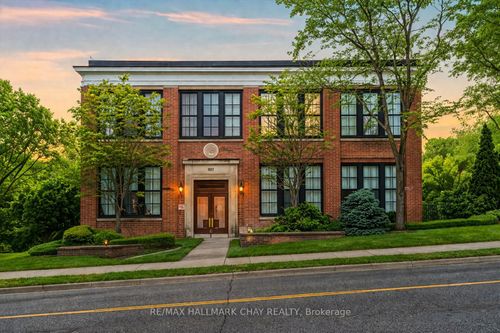 106-543 Timothy St, Newmarket, ON, L3Y1R1 | Card Image